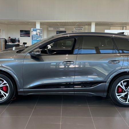 Audi Q6 e-tron quattro